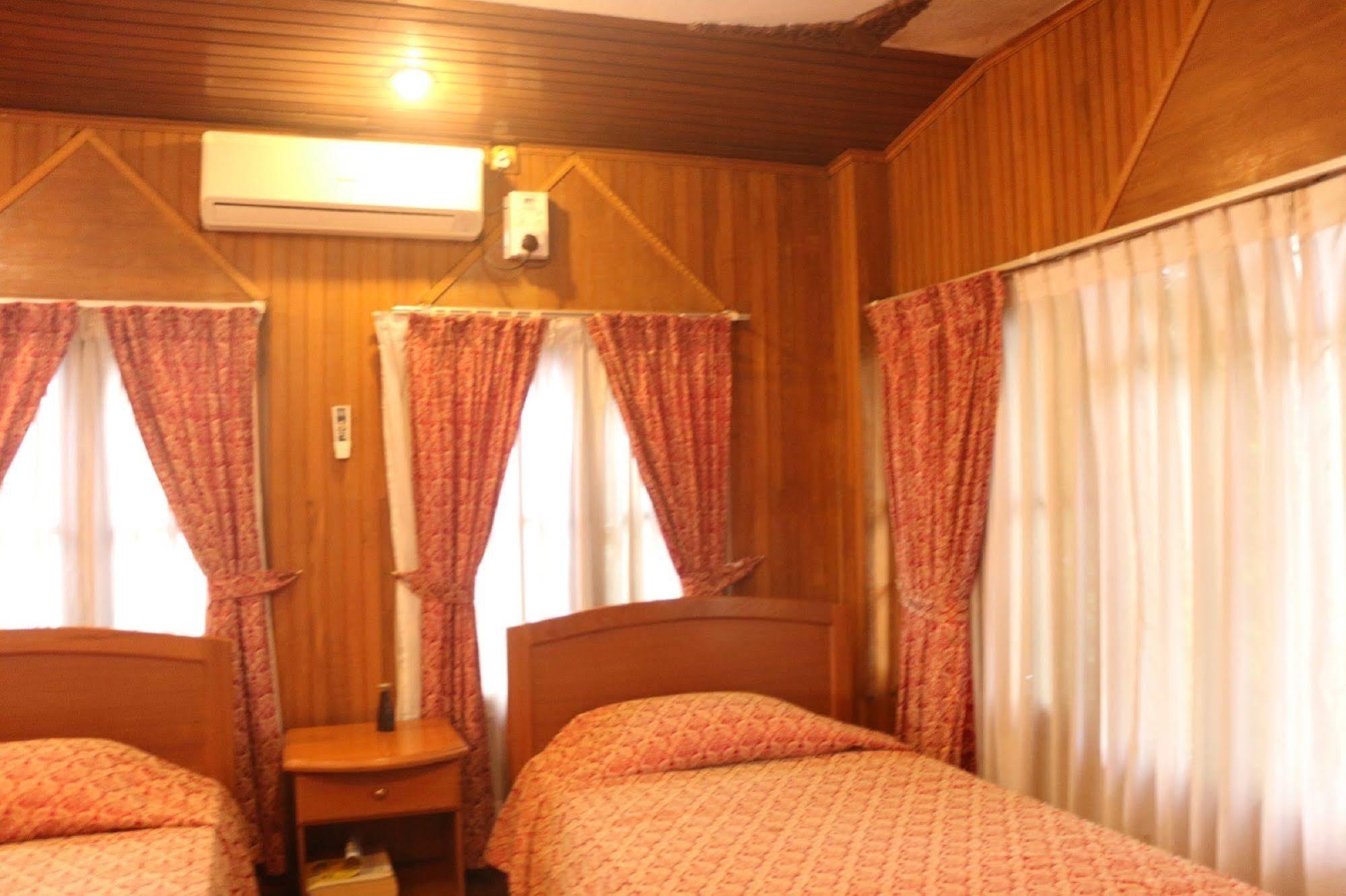 Kaung Lay Inn Yangon Ngoại thất bức ảnh