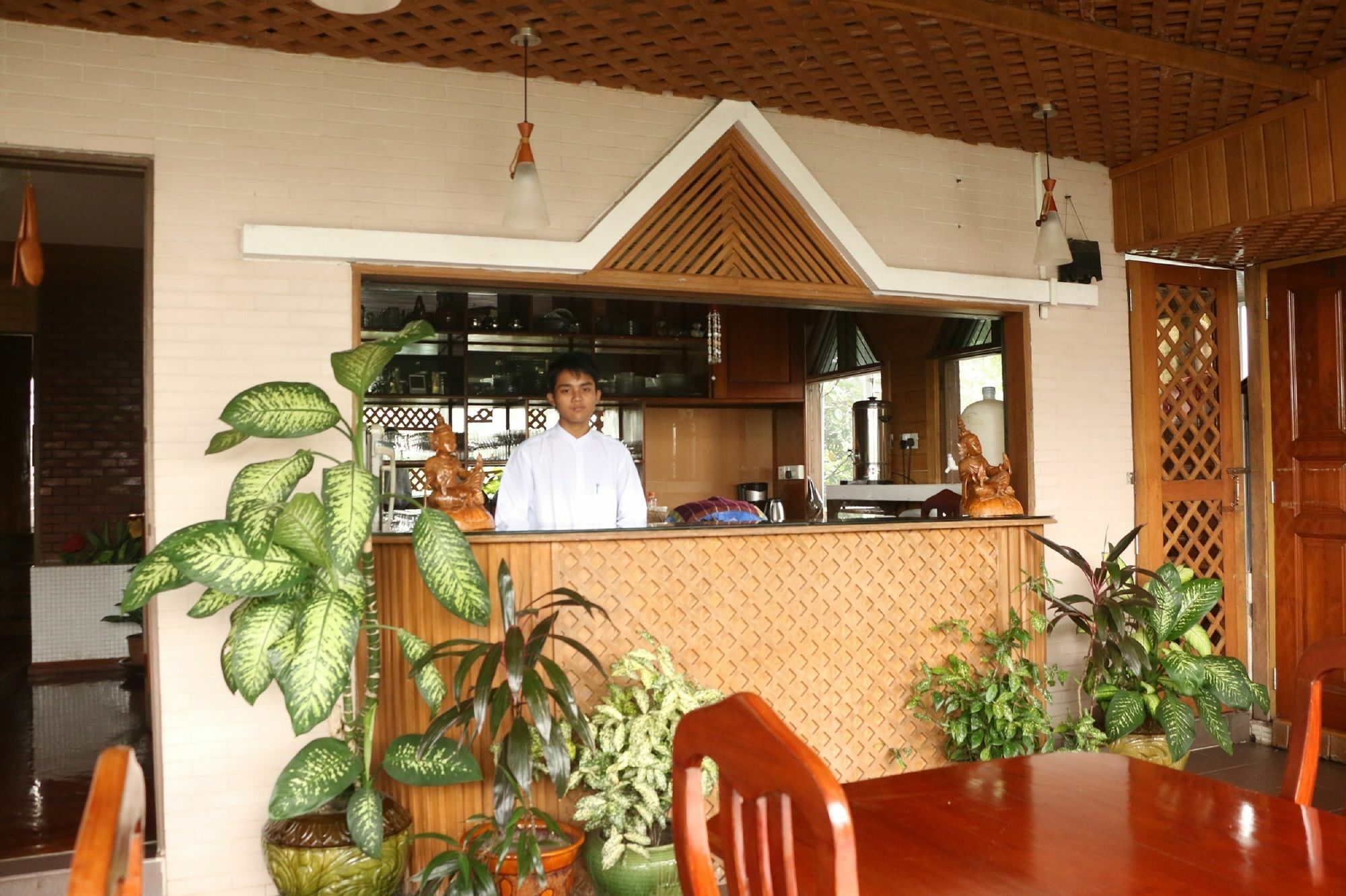 Kaung Lay Inn Yangon Ngoại thất bức ảnh